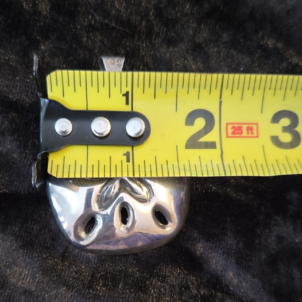 Source Unknown Silver Pendant - image 6